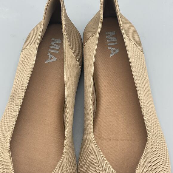 NEW Mia Women’s Kerri Slip on Pointed toe Flats Khaki Size 9M - Picture 5 of 10